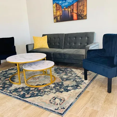 Blue Diamond Apt 26Th St Unit 4